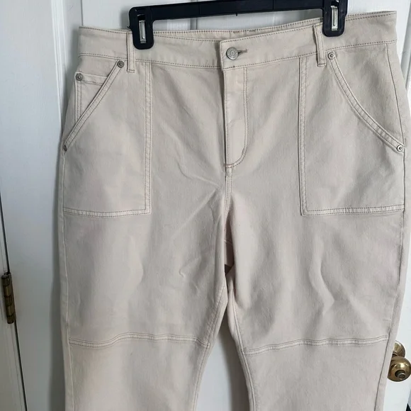 Loft Jeans - Beige - Size 32 NWT - Picture 2 of 6